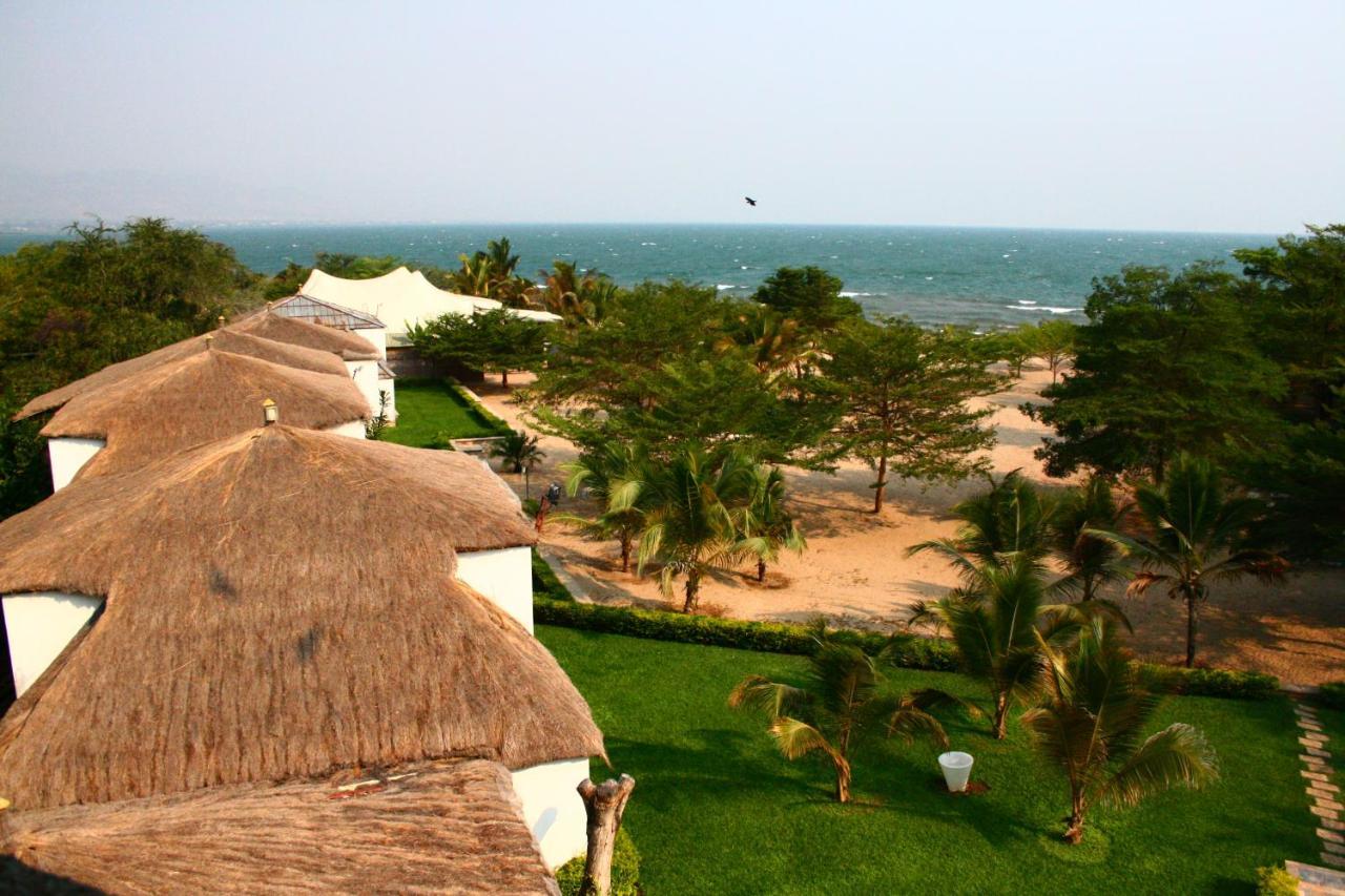 Hotel Club Du Lac Tanganyika Bujumbura Exterior photo